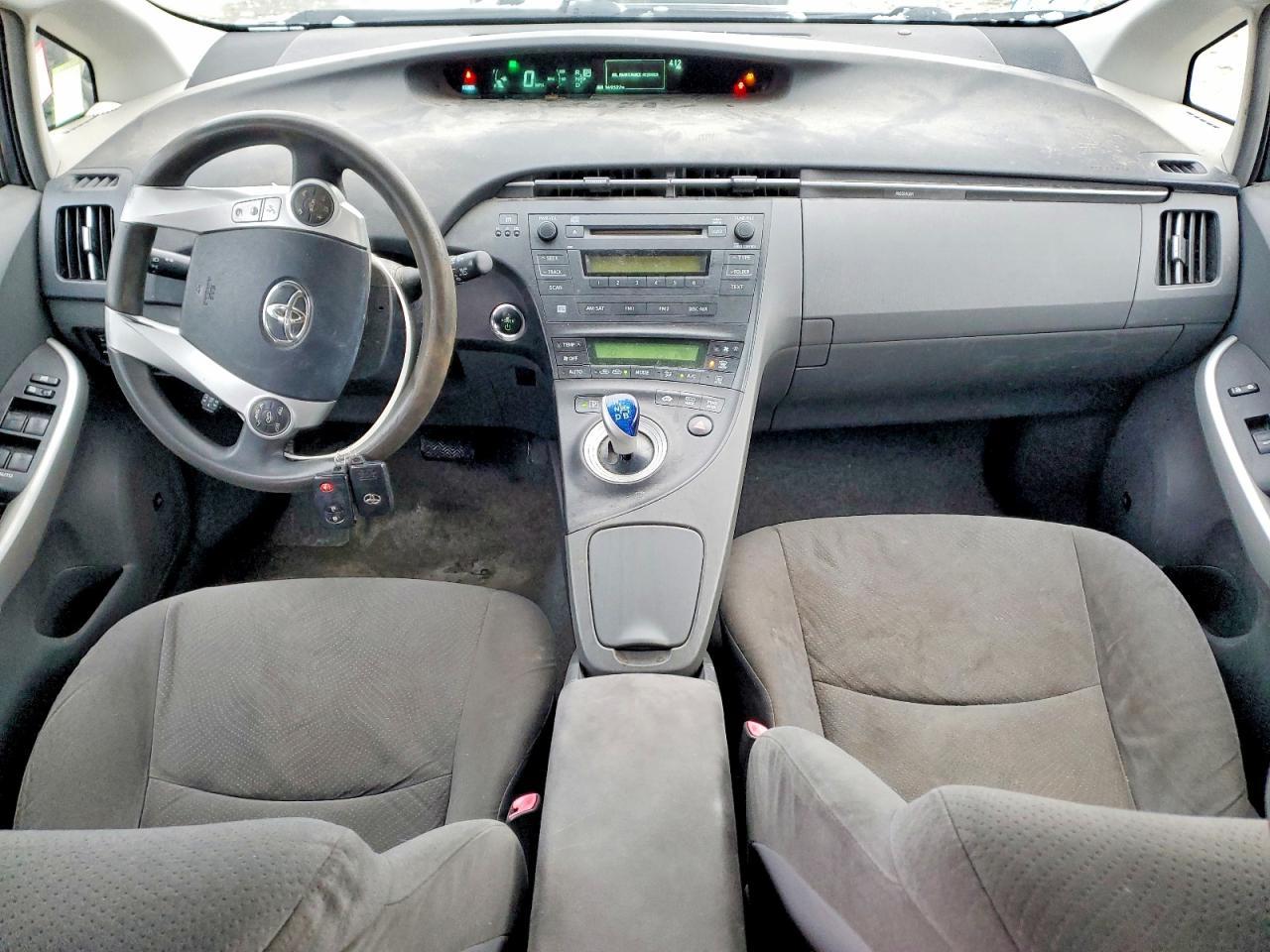 2011 TOYOTA PRIUS
