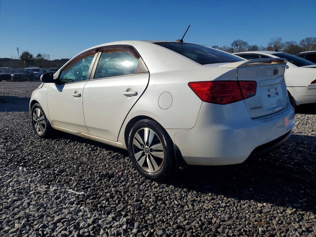 2013 KIA FORTE