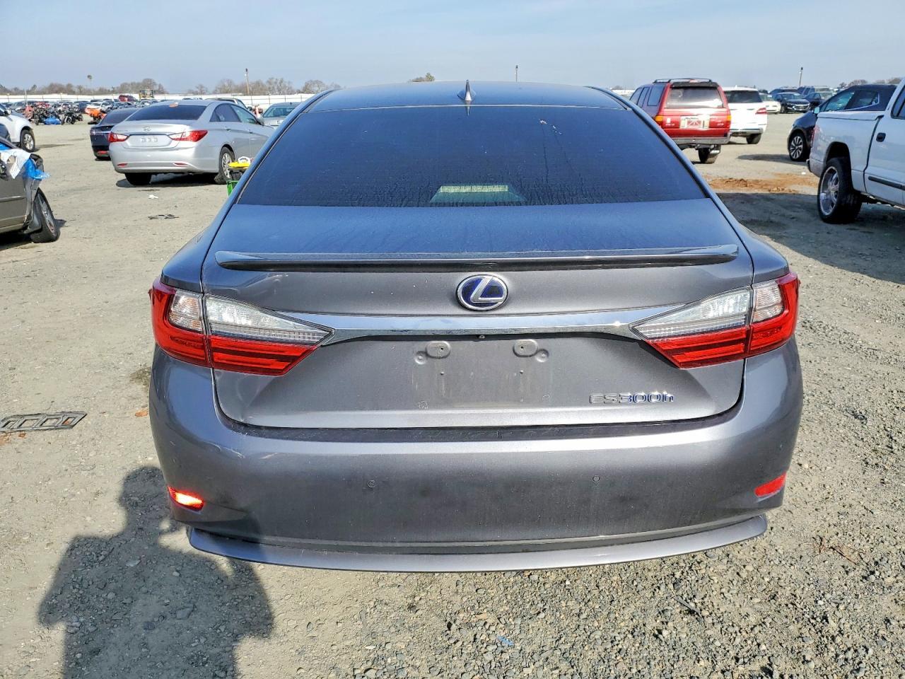 2016 LEXUS ES 300H