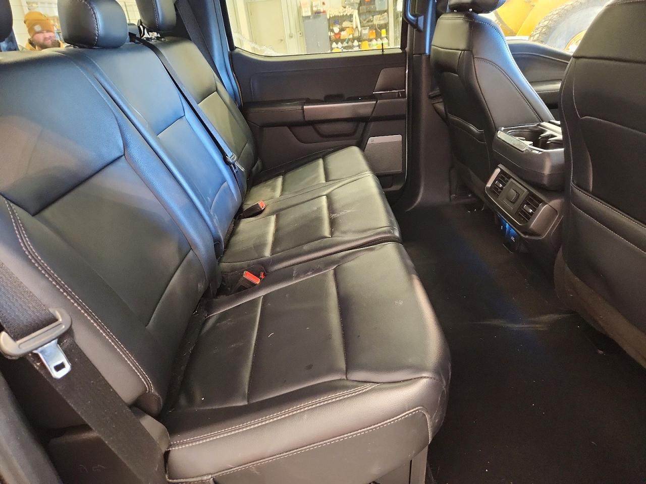 2024 FORD F-150 Lightning