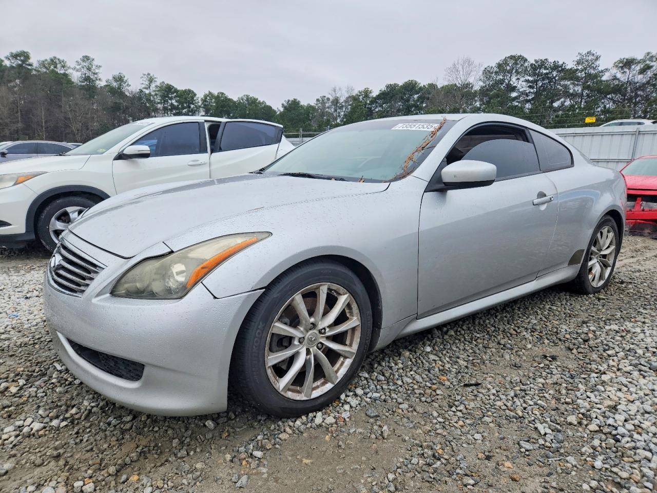2011 INFINITI G37