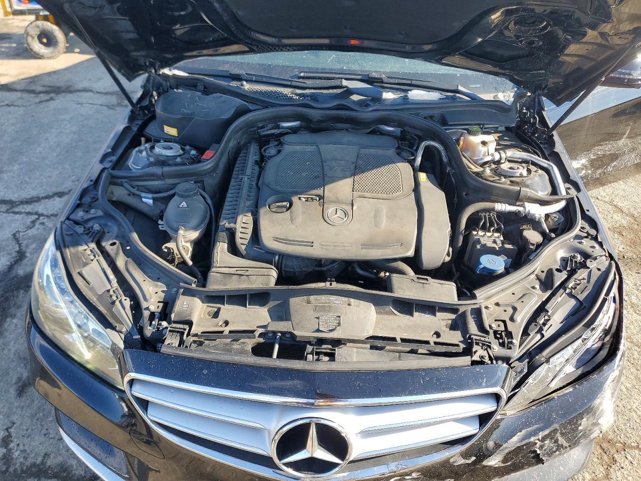 2016 MERCEDES-BENZ E-Class