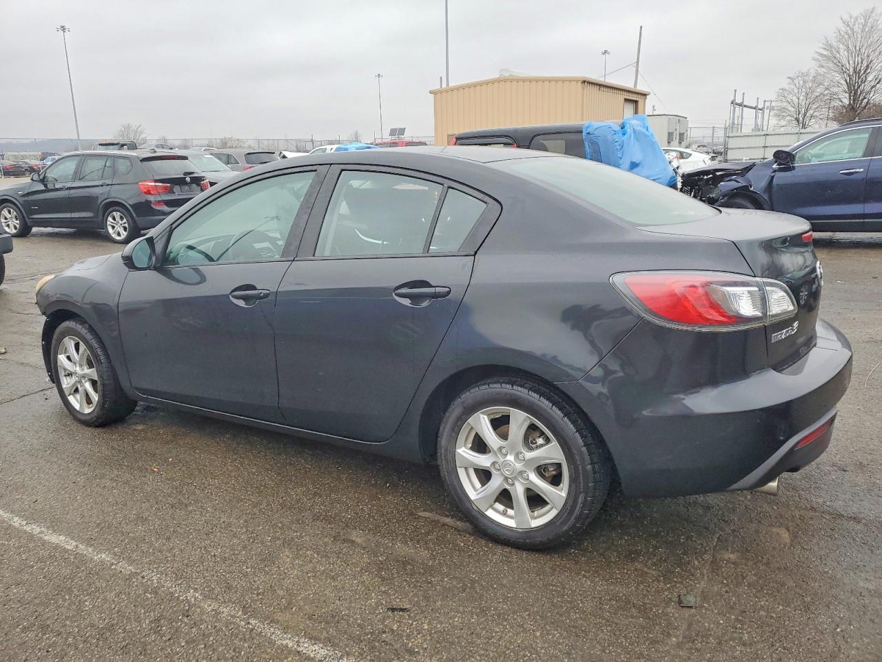 2010 MAZDA 3