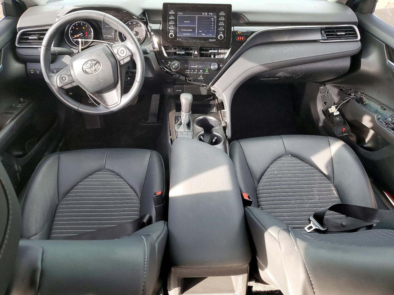 2024 TOYOTA CAMRY