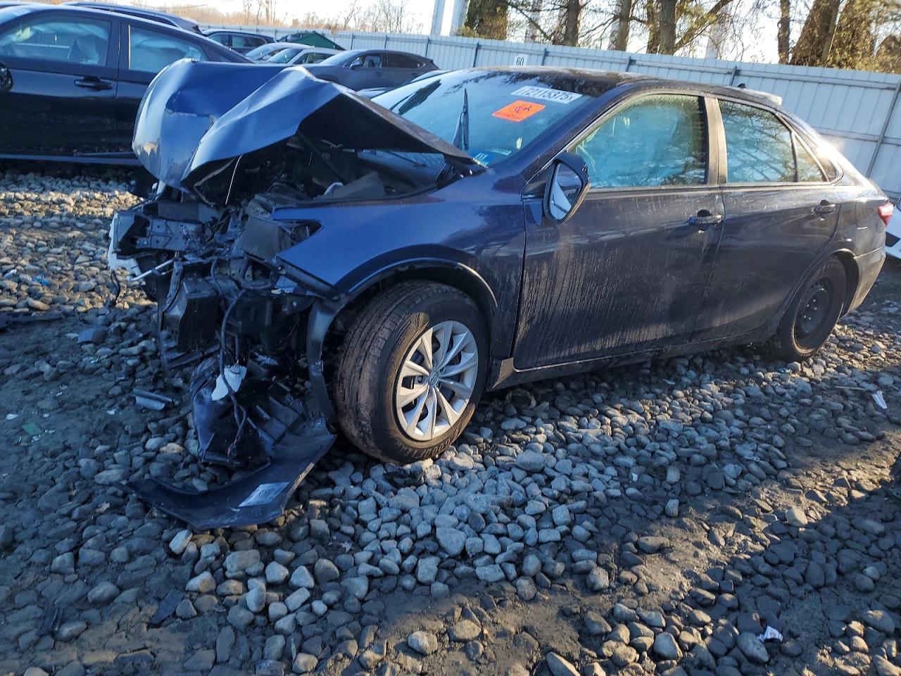 2016 TOYOTA CAMRY