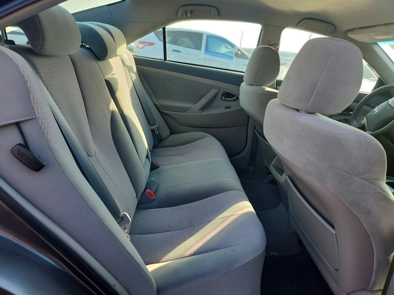 2011 TOYOTA CAMRY