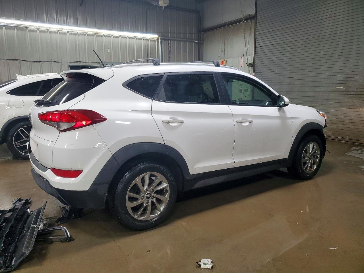 2016 HYUNDAI TUCSON