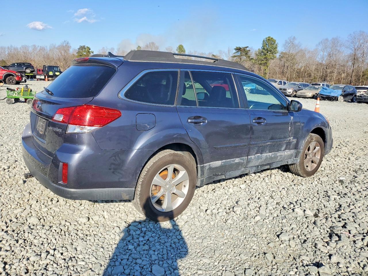 2014 SUBARU Outback