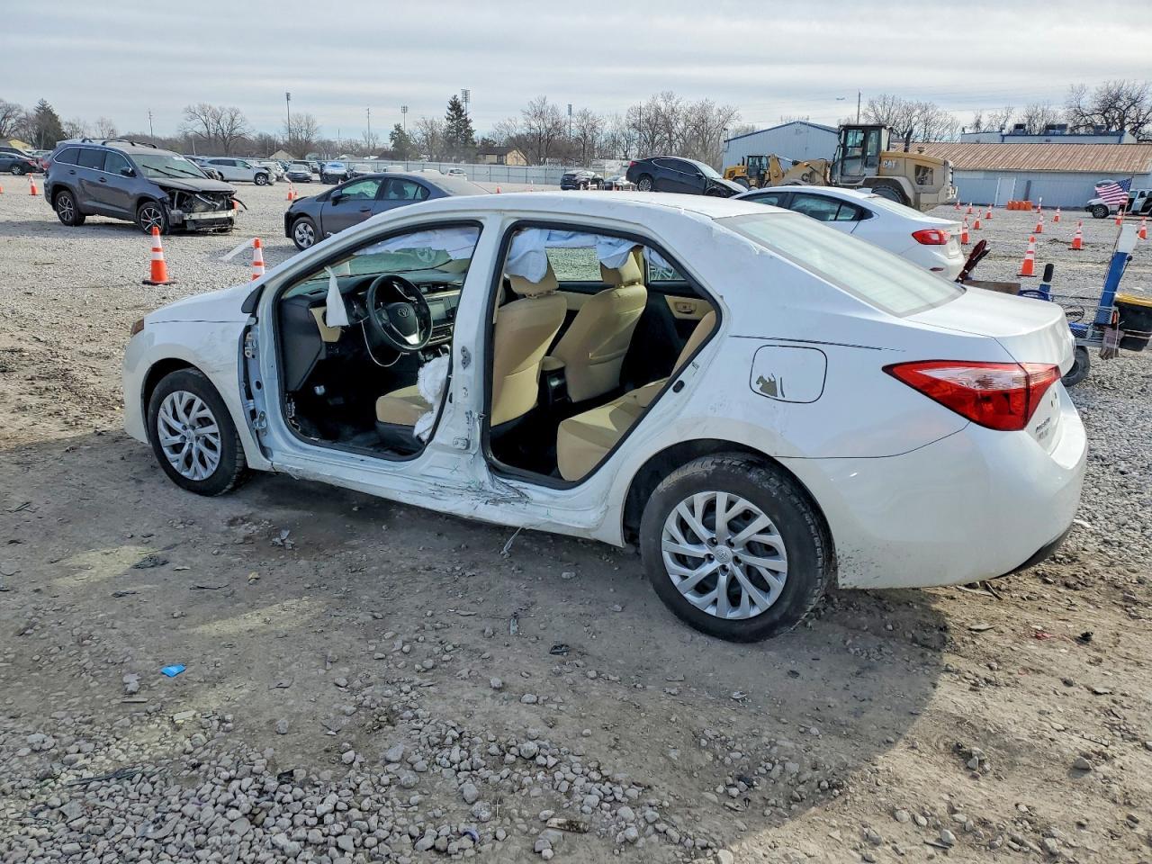 2018 TOYOTA COROLLA