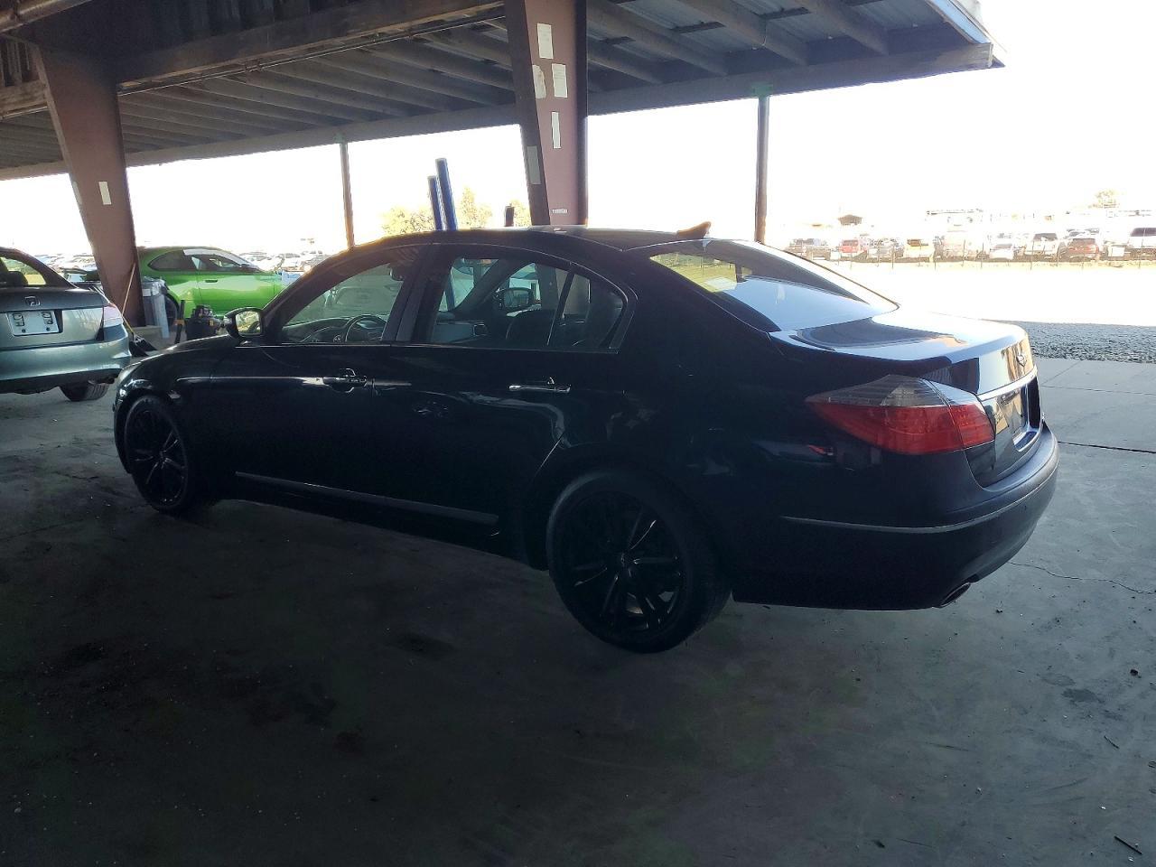 2011 HYUNDAI GENESIS