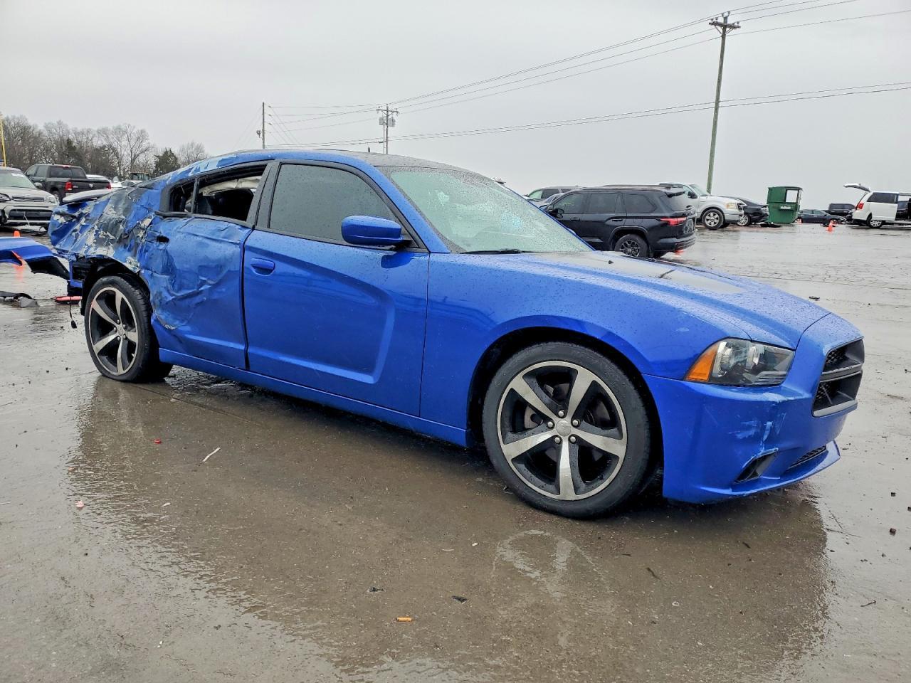 2013 DODGE CHARGER