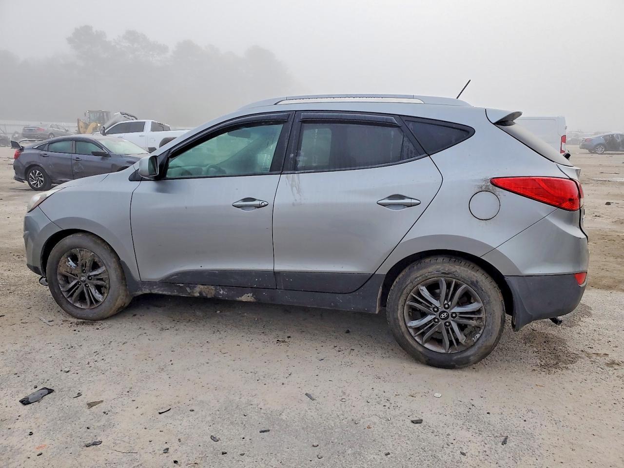 2015 HYUNDAI TUCSON