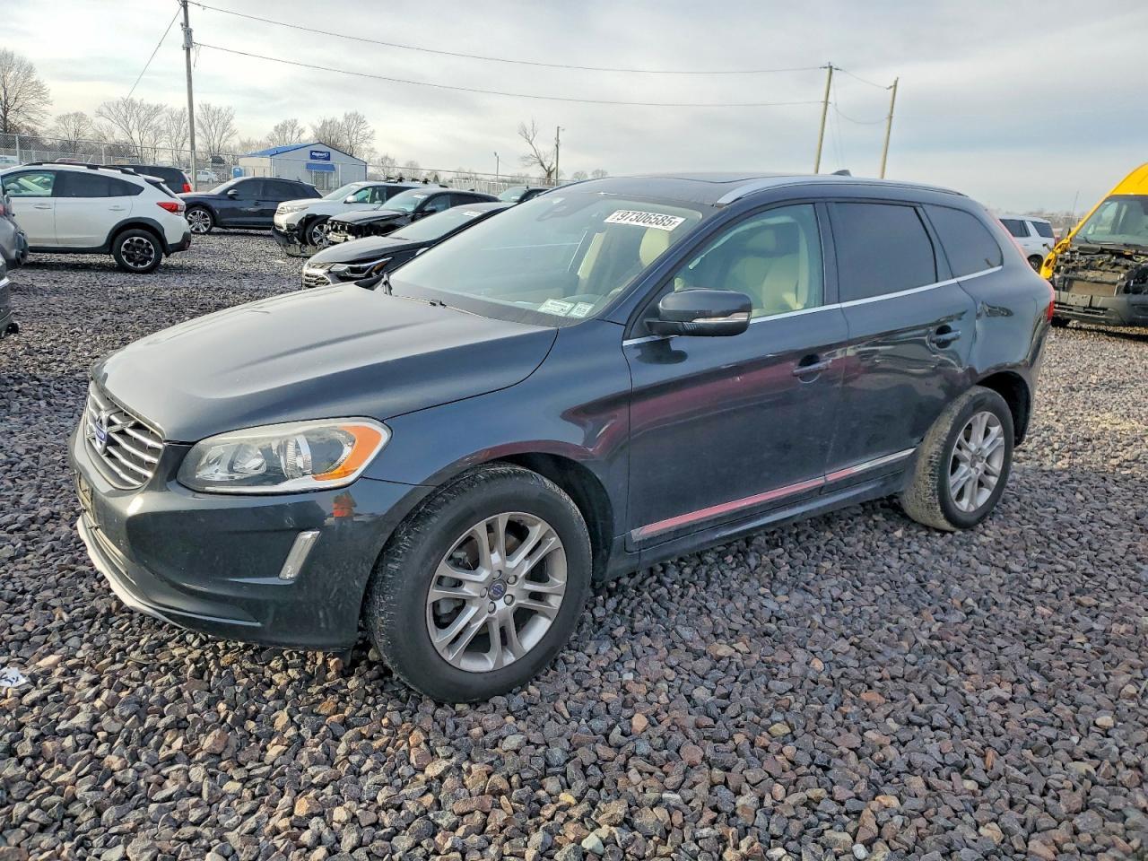 2016 VOLVO XC60