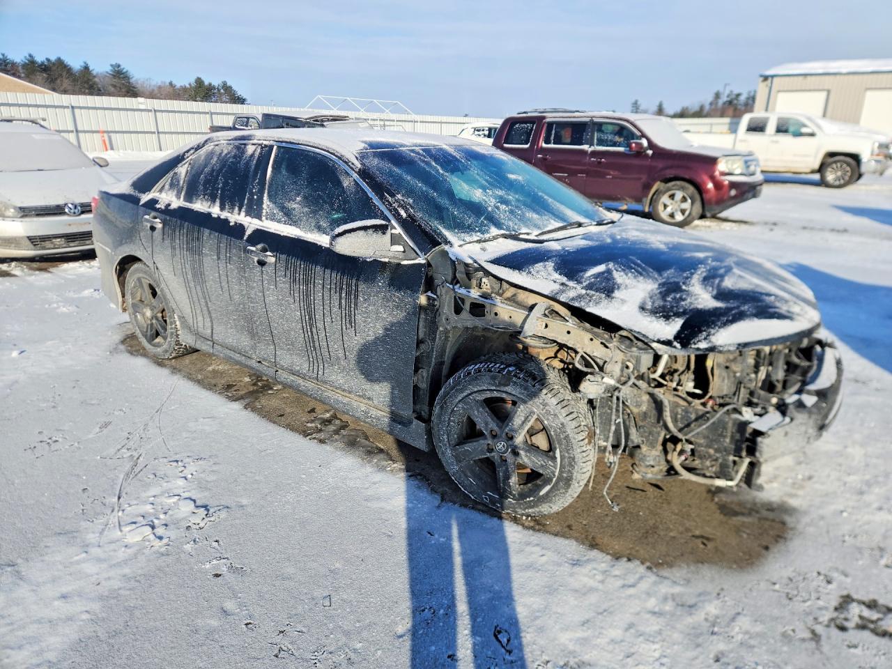 2014 TOYOTA CAMRY