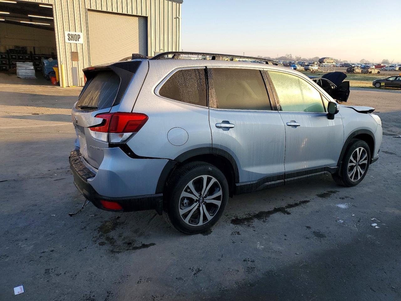 2024 SUBARU FORESTER