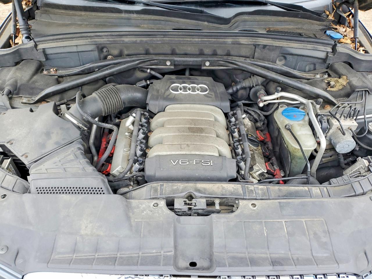 2010 AUDI Q5