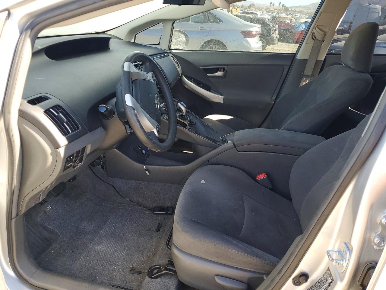 2011 TOYOTA PRIUS