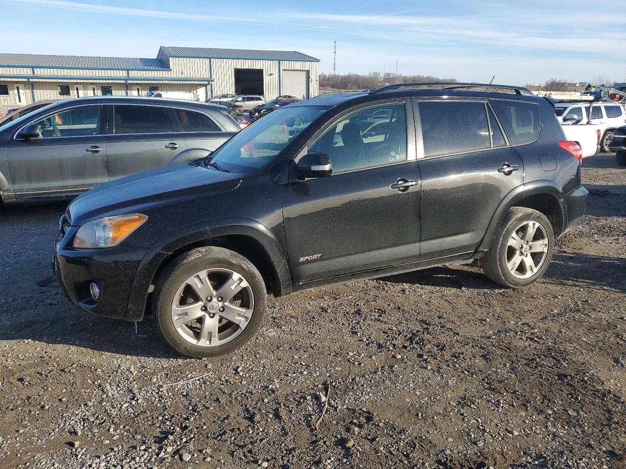 2011 TOYOTA RAV4
