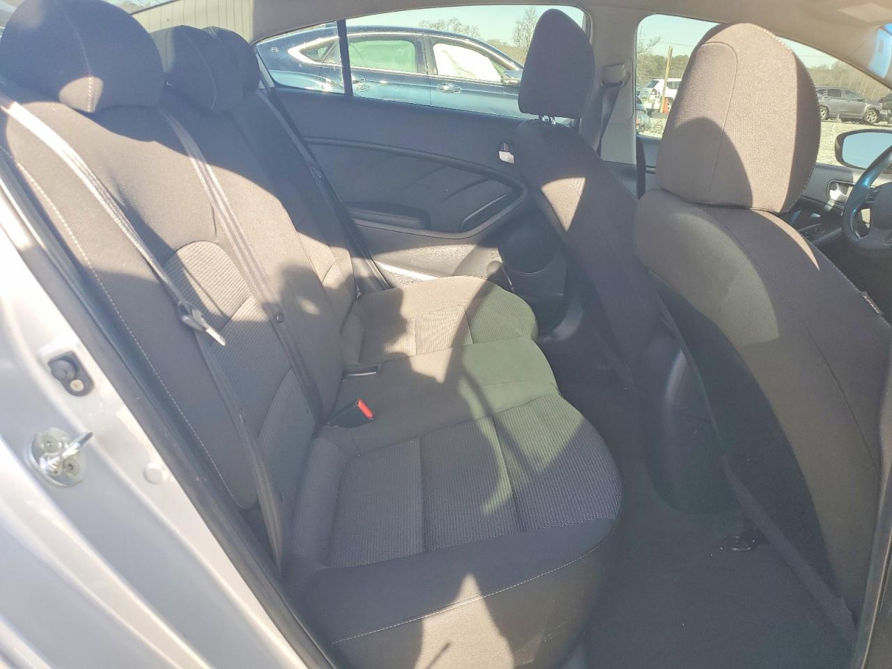 2017 KIA FORTE