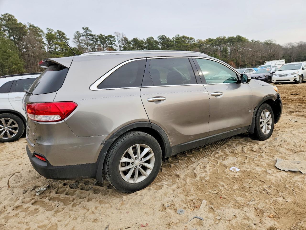2017 KIA SORENTO