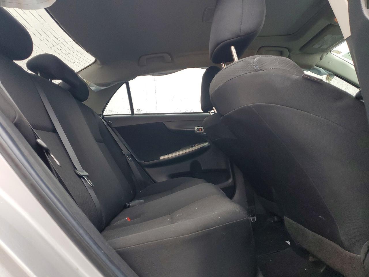 2011 TOYOTA COROLLA