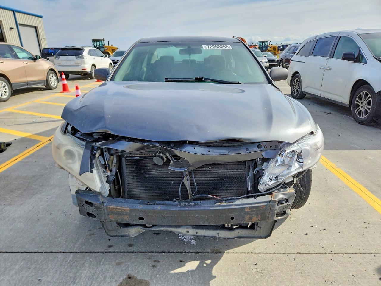 2010 TOYOTA CAMRY