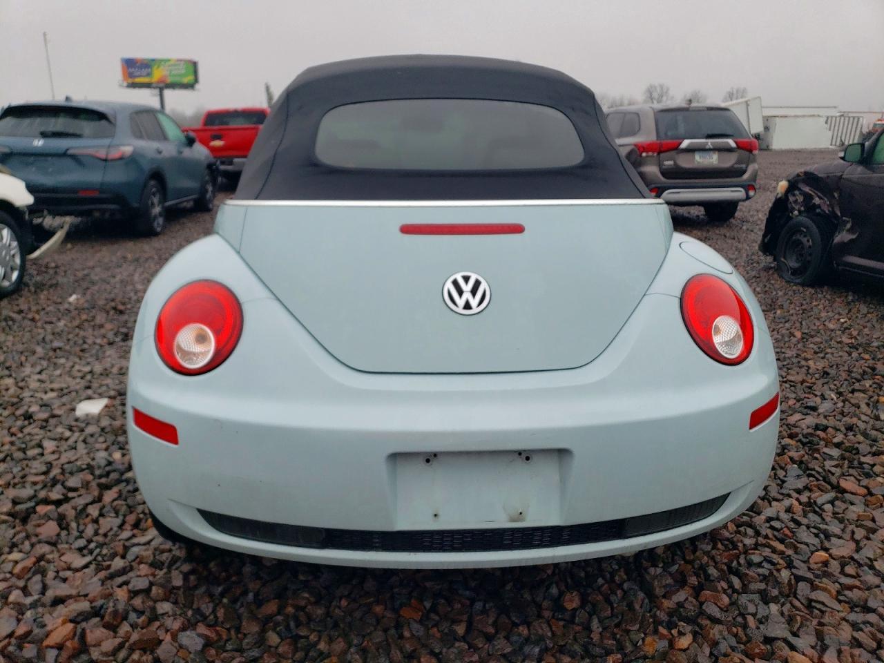 2010 VOLKSWAGEN Beetle