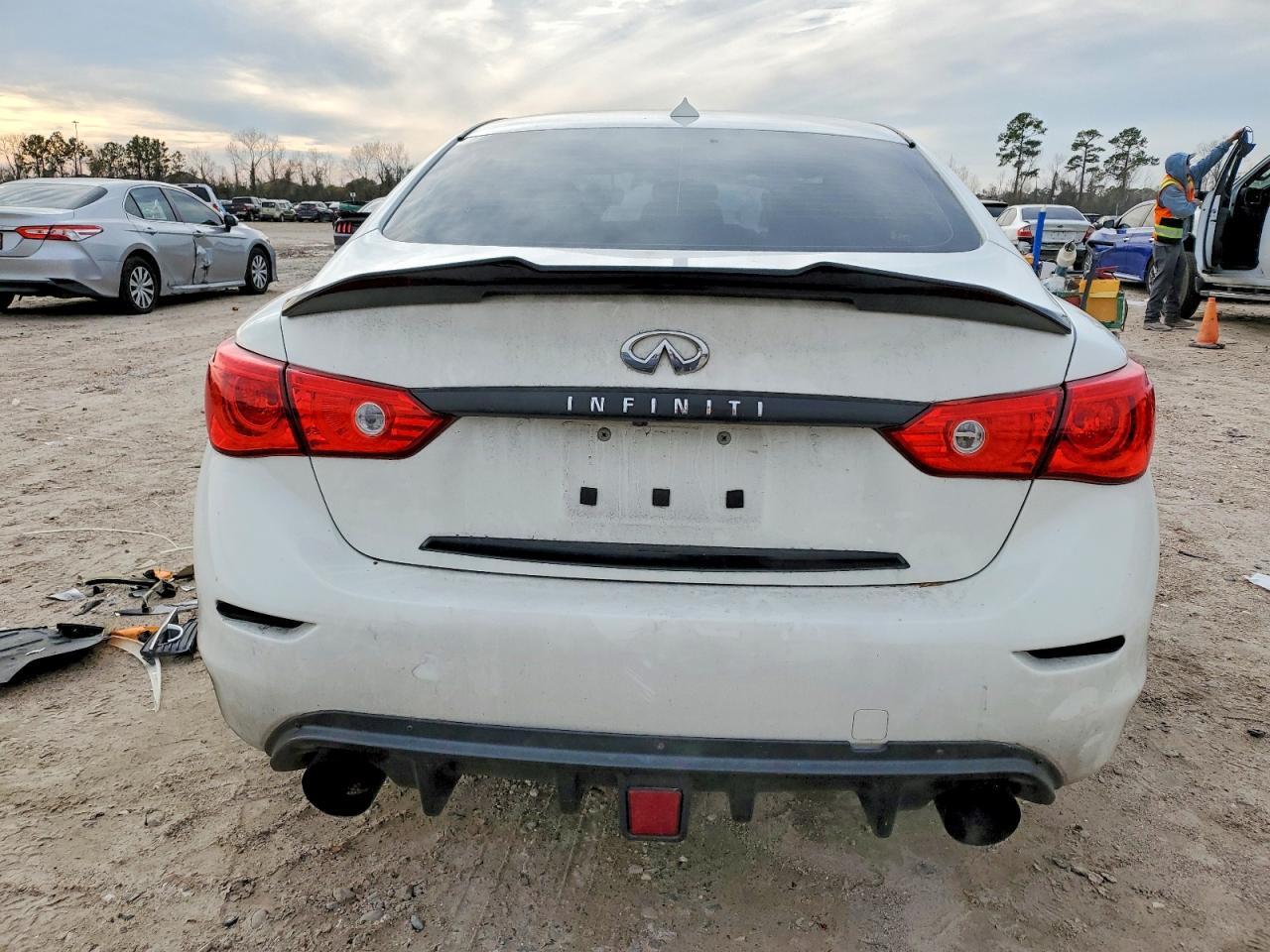 2017 INFINITI Q50