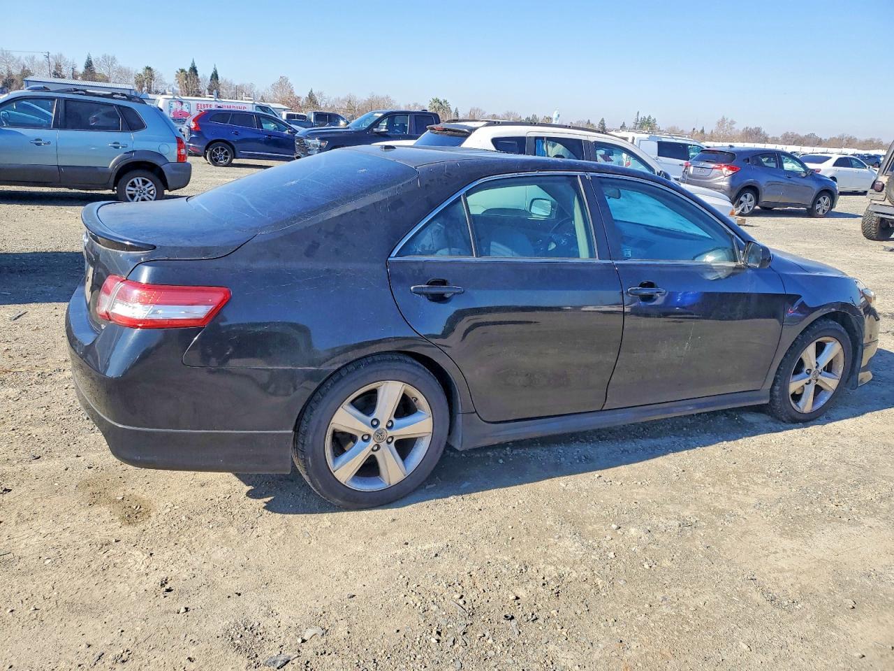 2010 TOYOTA CAMRY