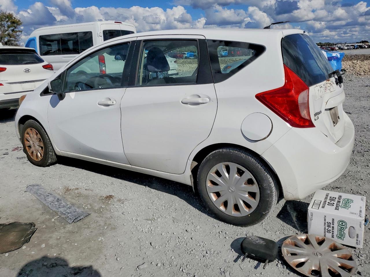 2016 NISSAN Versa Note
