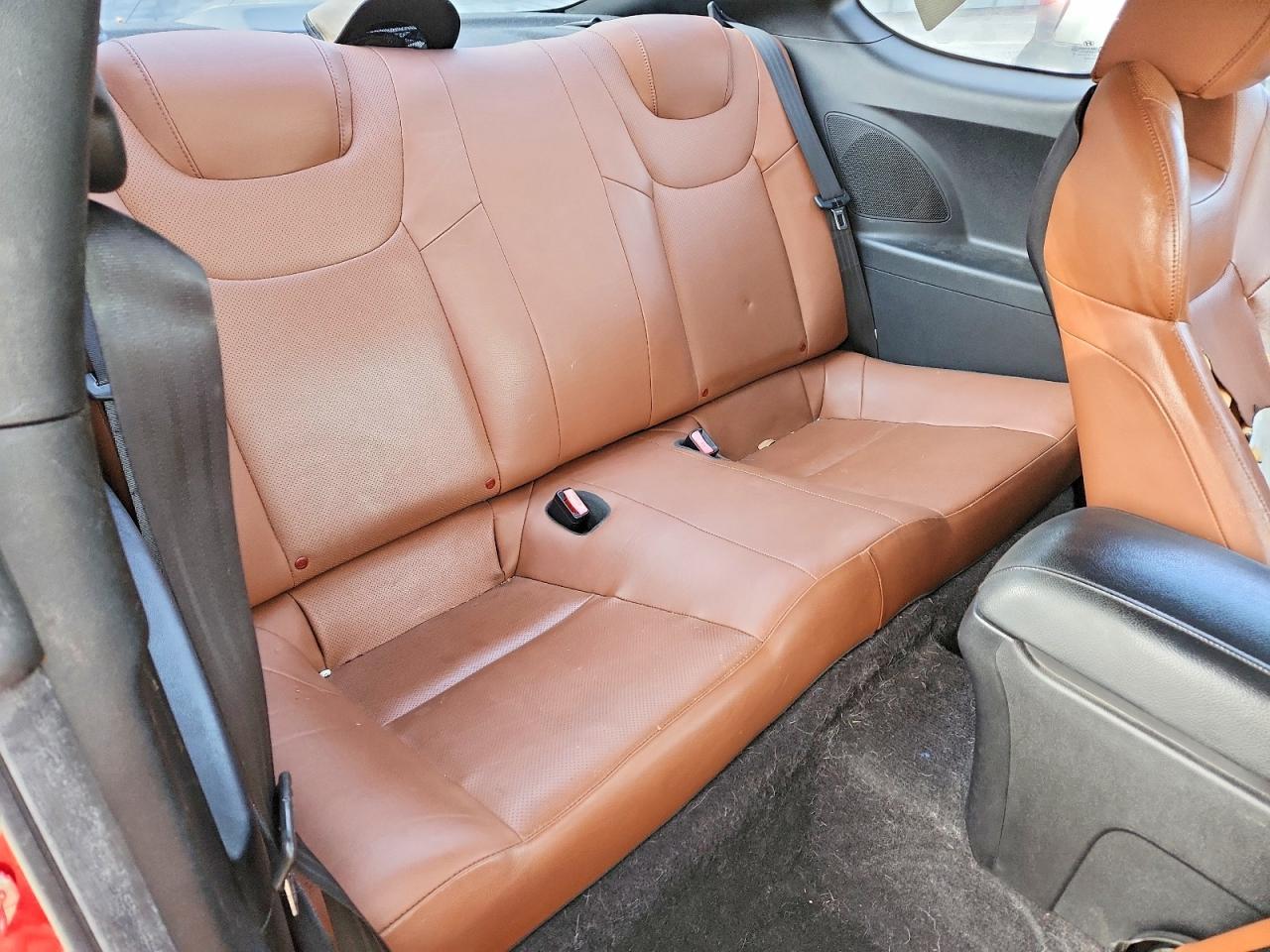 2010 HYUNDAI GENESIS