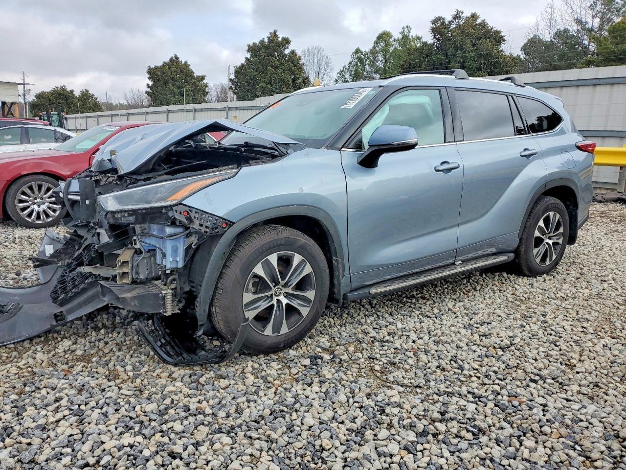 2021 TOYOTA HIGHLANDER