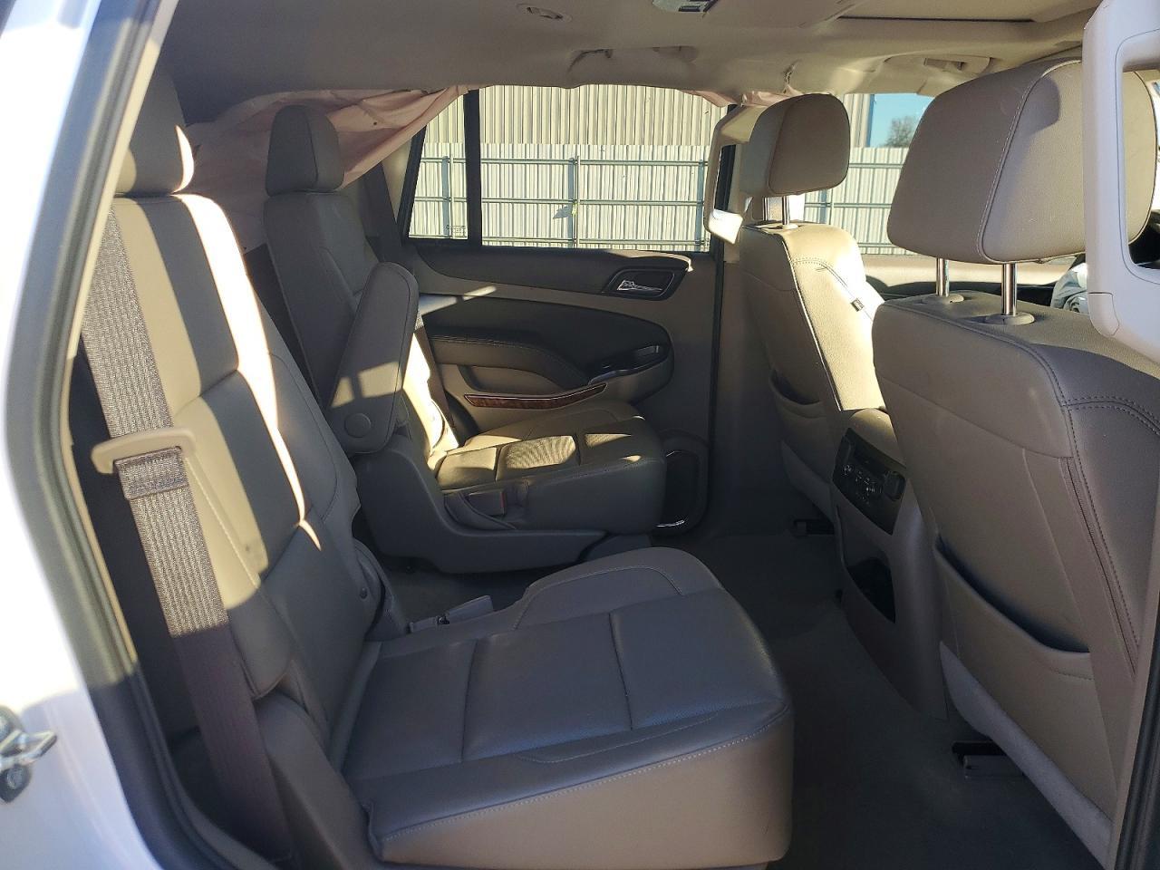 2017 CHEVROLET Tahoe
