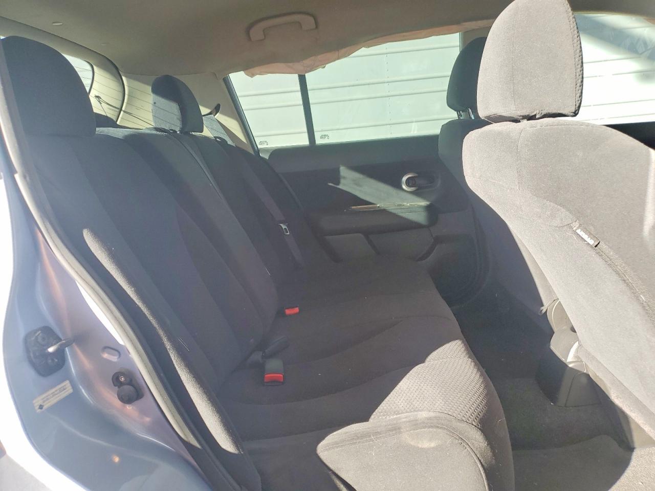 2012 NISSAN VERSA
