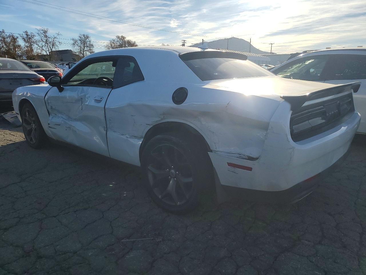 2017 DODGE Challenger