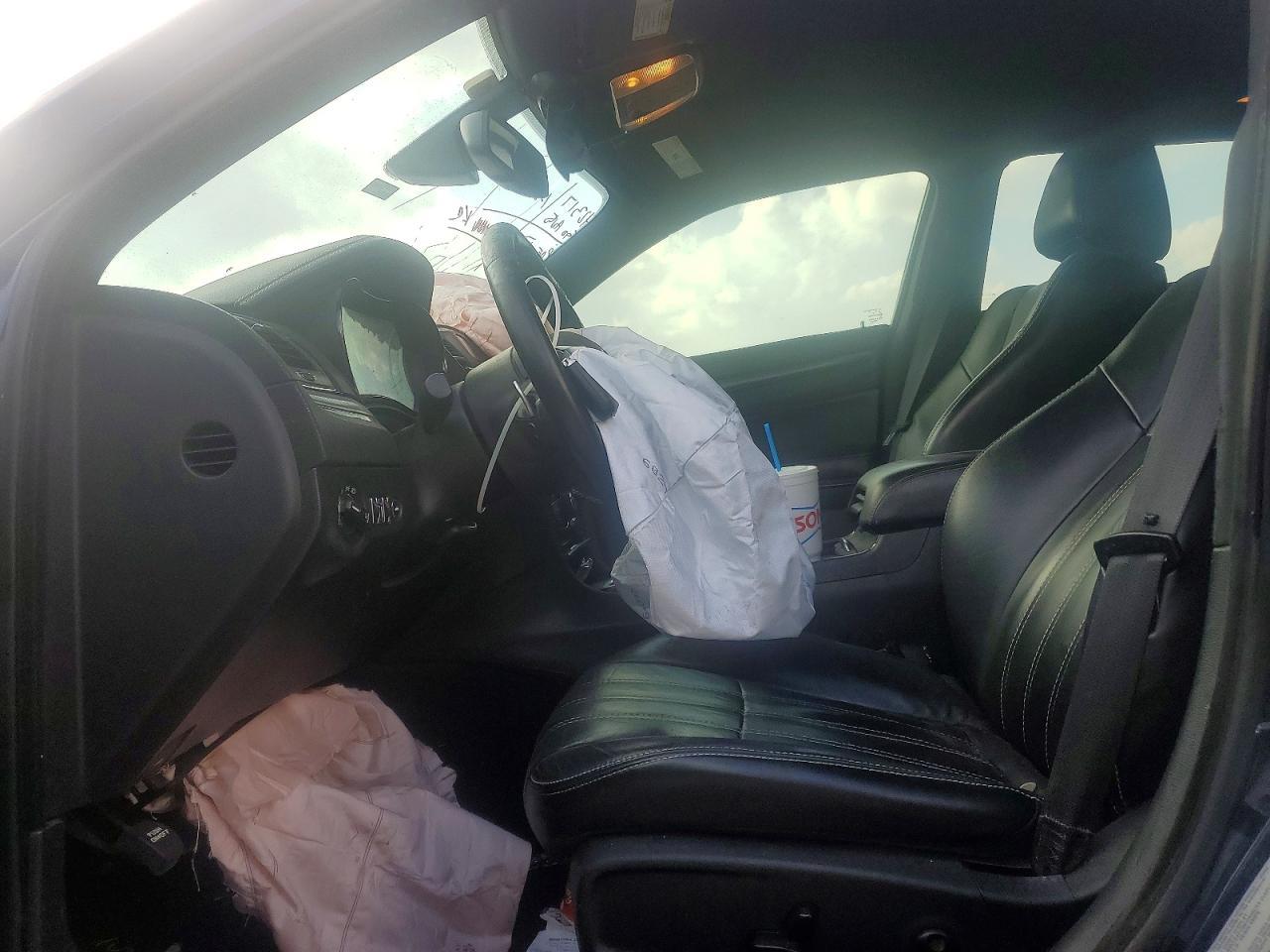 2015 CHRYSLER 300