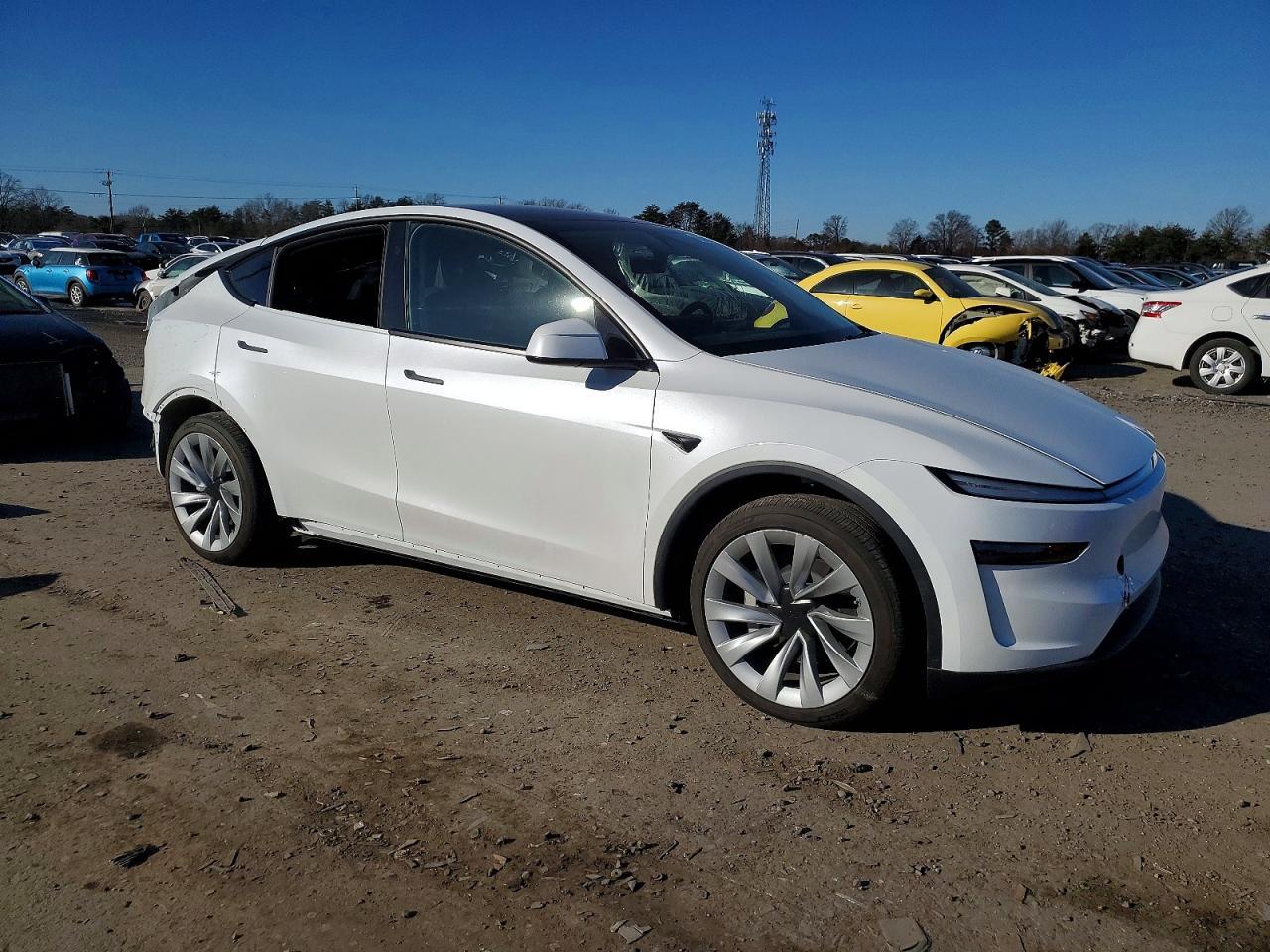 2026 TESLA MODEL Y