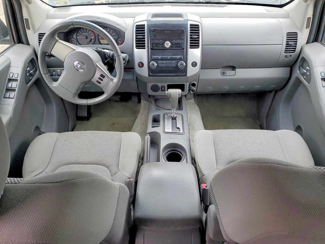 2012 NISSAN Frontier