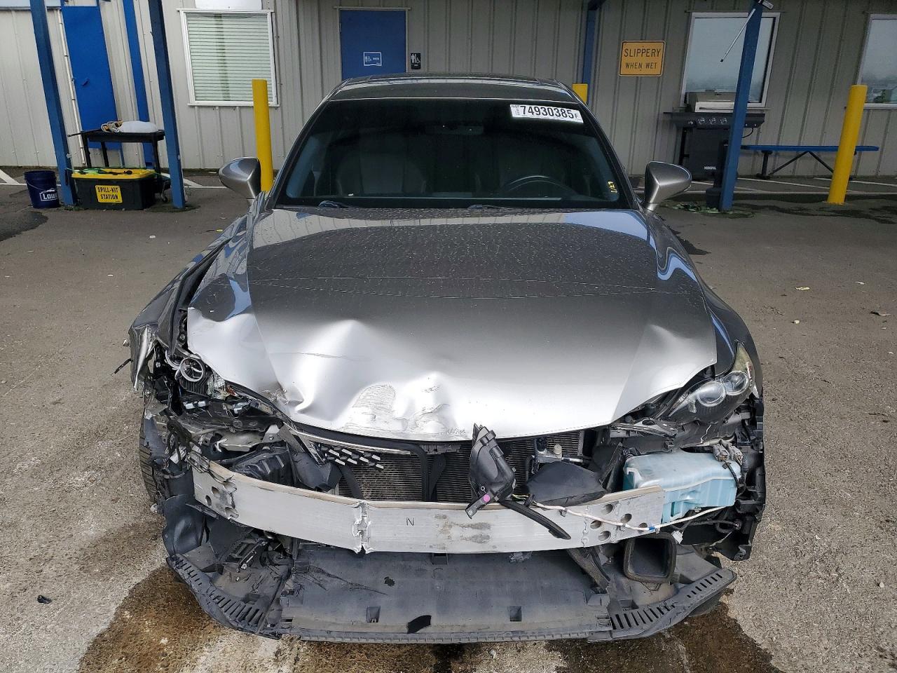 2016 LEXUS IS 200t