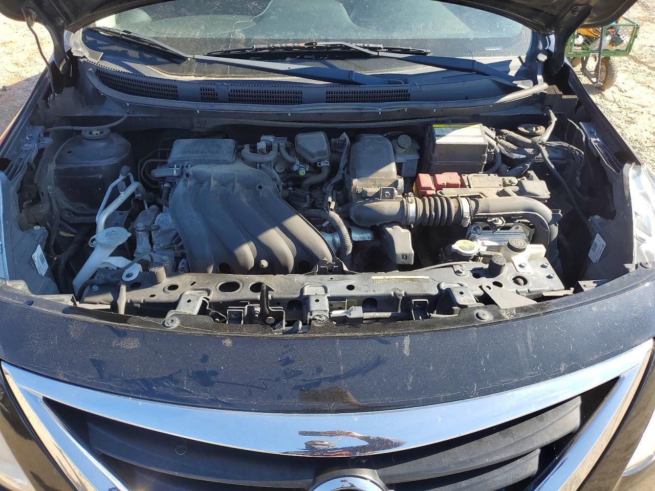 2019 NISSAN VERSA
