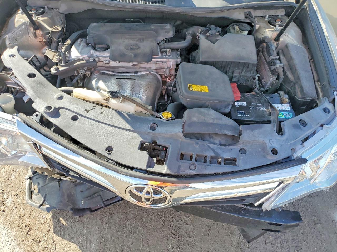 2014 TOYOTA CAMRY