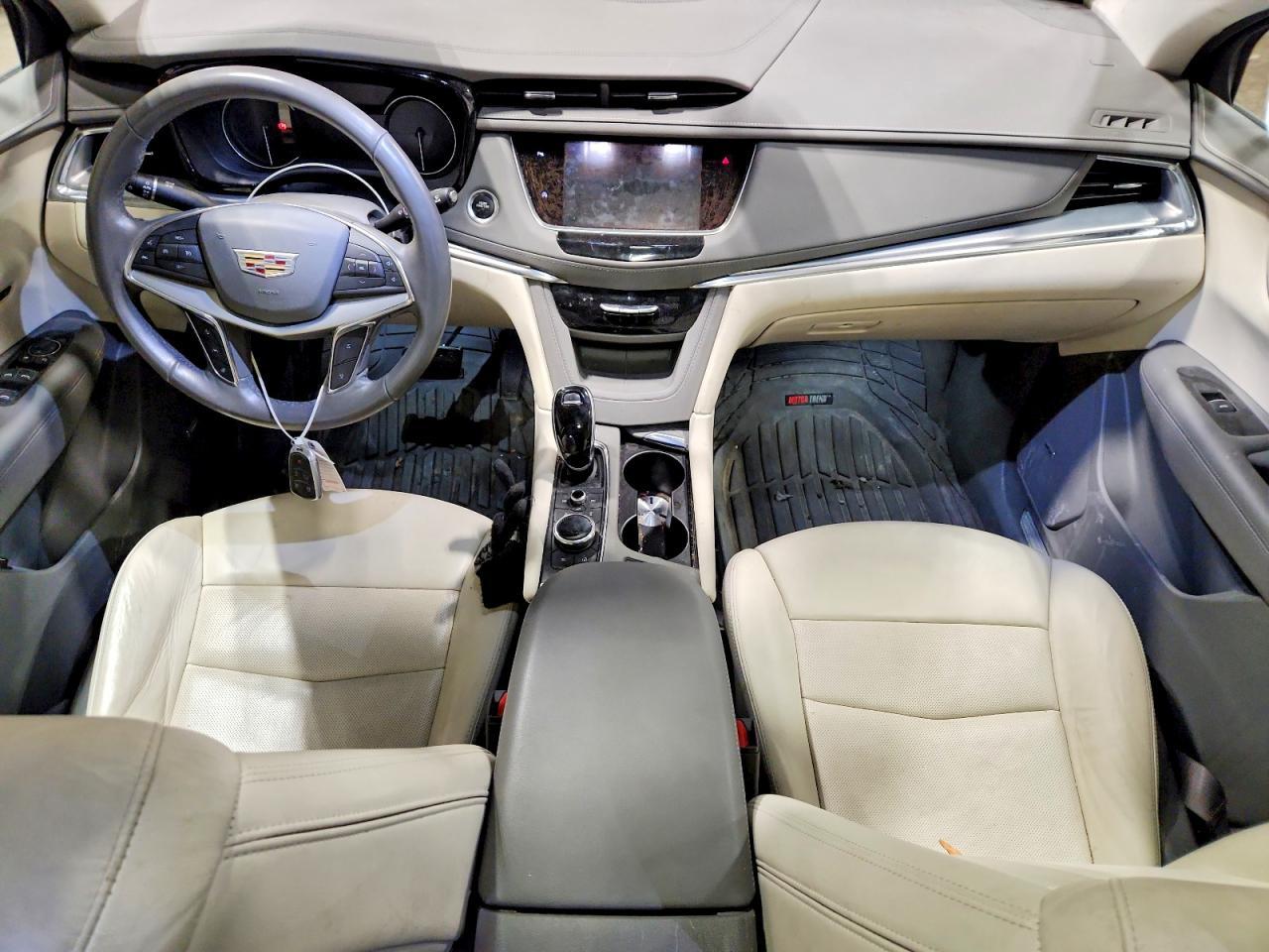 2021 CADILLAC XT5