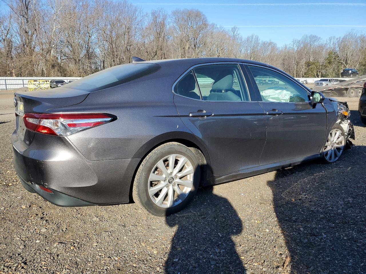 2019 TOYOTA CAMRY