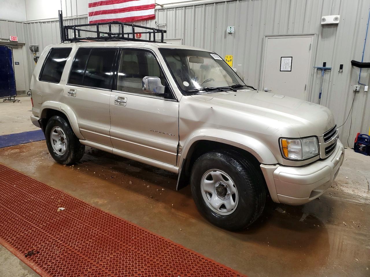 2000 ISUZU Trooper