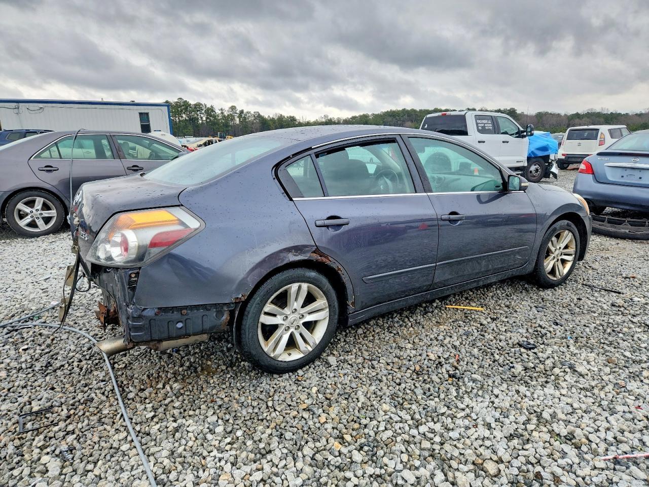 2010 NISSAN ALTIMA