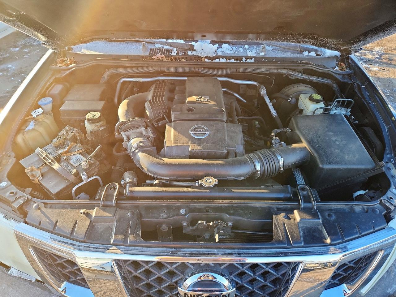 2011 NISSAN Frontier