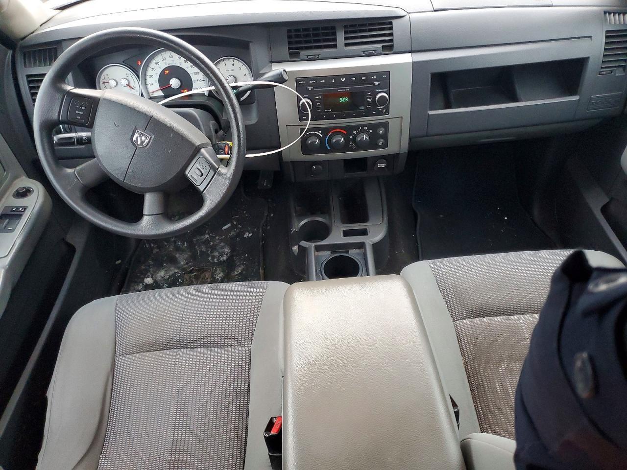 2008 DODGE Dakota