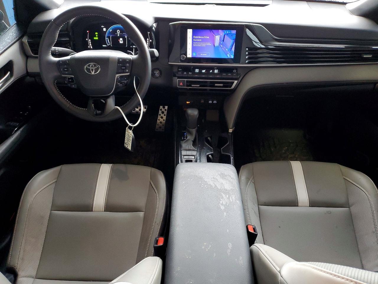 2025 TOYOTA CAMRY
