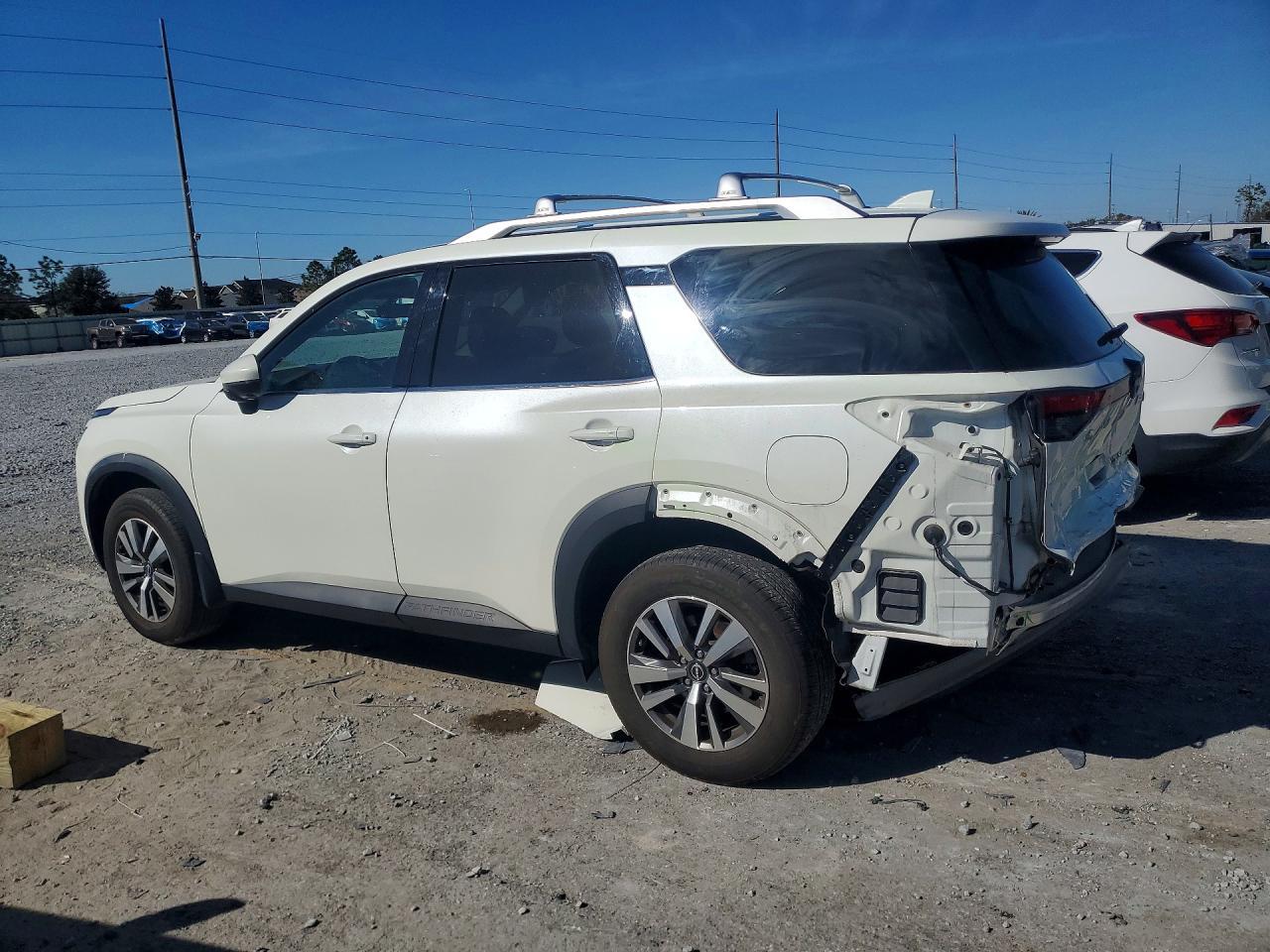 2023 NISSAN PATHFINDER