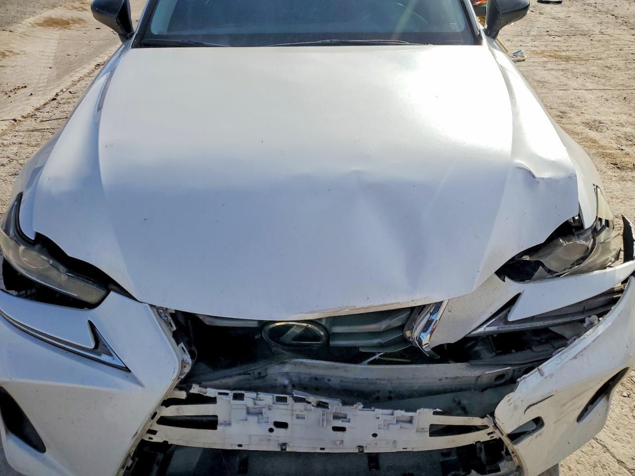 2017 LEXUS IS 300